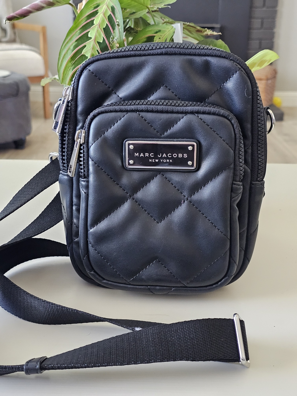 Marc Jacobs Quilted Crossbody Bag - Black